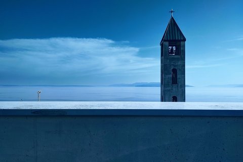 Danijela Pušić, "Pogled s parkinga"