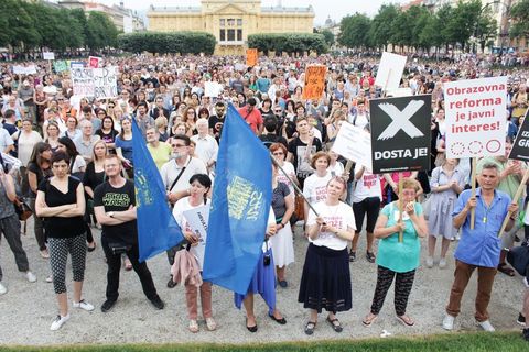 PROSVJED ZA KURIKULARNU REFORMU: Nazadnjaci i katolibani, odbijte od škola, djecu vam nećemo dati!