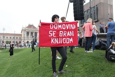 PROSVJED ZA KURIKULARNU REFORMU: Nazadnjaci i katolibani, odbijte od škola, djecu vam nećemo dati!