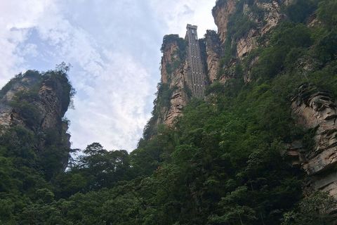 Kinezi su ovdje ugradili najviši vanjski lift na svijetu