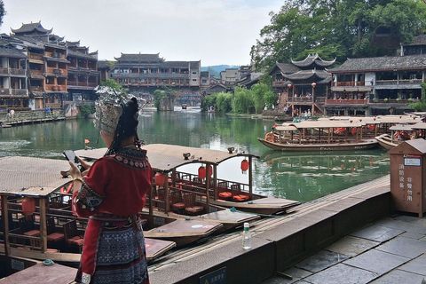 Fenghuang je zbog svoje izoliranosti u planinama ostao sačuvan u svom autentičnom obliku