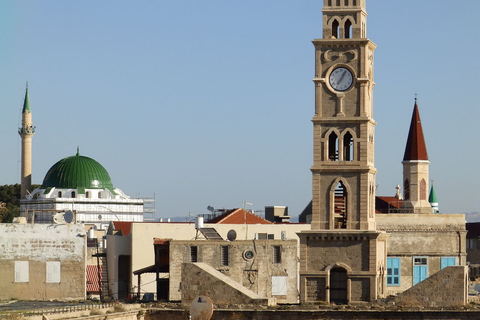 Panorama stare Akre, od 2001. godine upisane na popisu UNESCO-a svjetske baštine, ključno uporište križara na Levantu, prijestolnica propalog Jeruzalemskog kraljevstva do 1291. godine