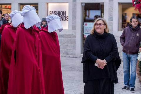 Zagrebom prošetale "sluškinje" iz distopije Margaret Atwood