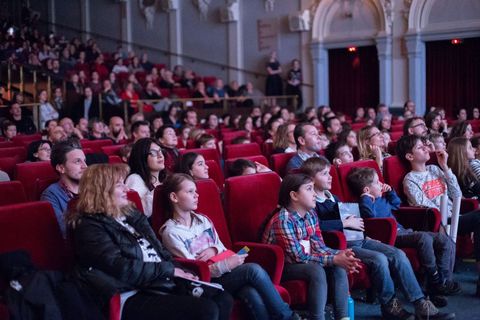 Uzbuđenje "Svemirskim kampom"