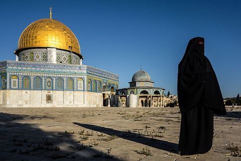 ISPRED LUPIGINOG OBJEKTIVA: Naši fotoreporteri vama za podršku